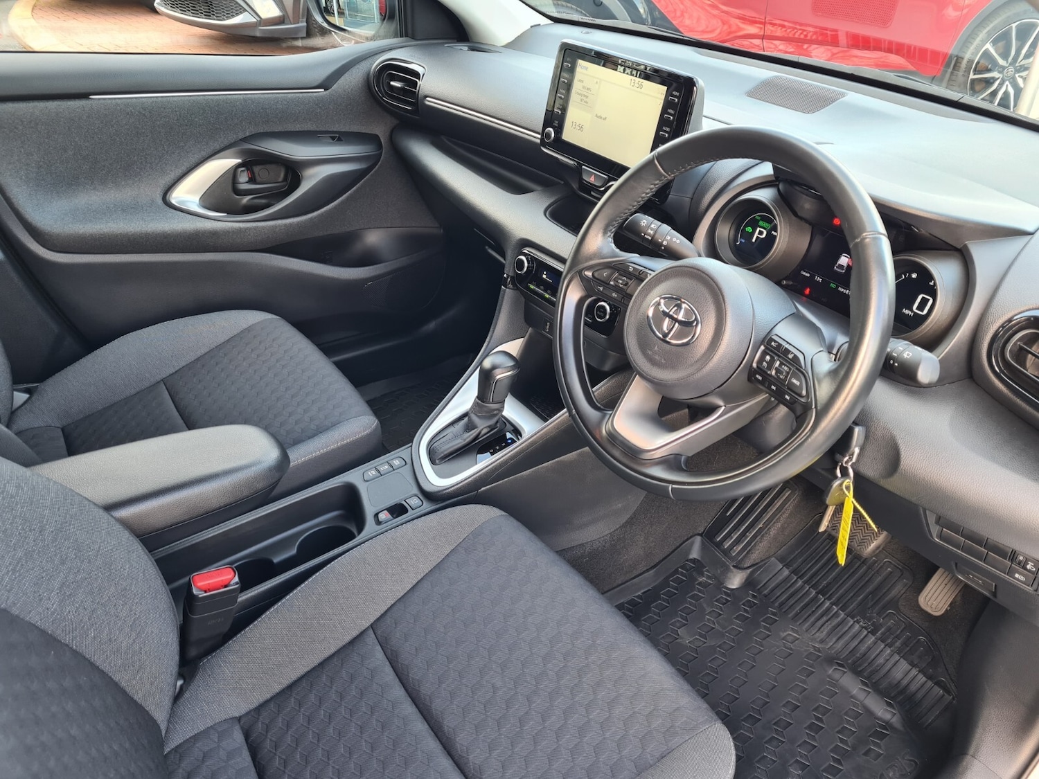 Used Toyota Yaris 2021 for sale - 76623597: Photo 11