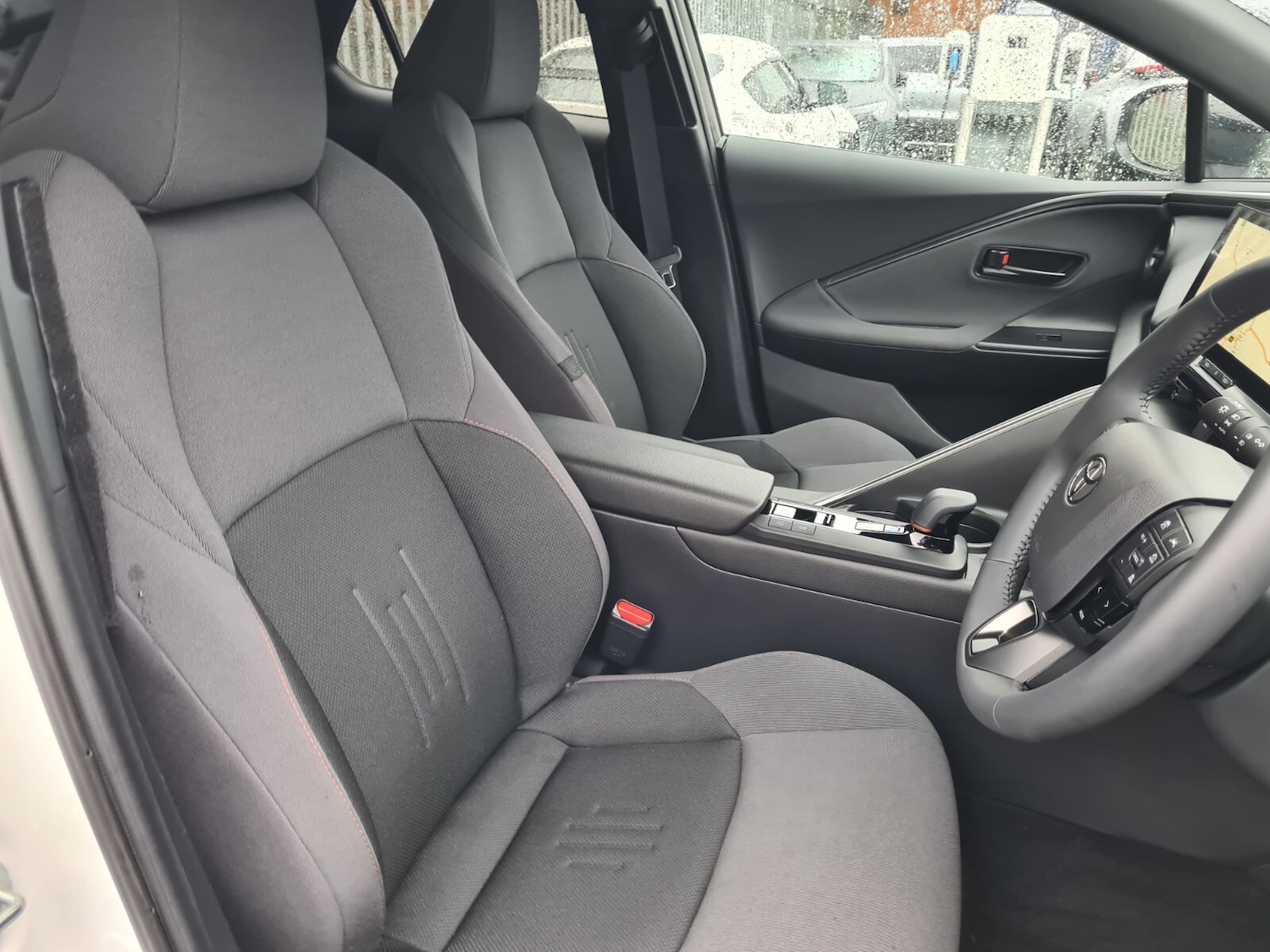 Used Toyota C-HR 2024 for sale - 77393493: Photo 16