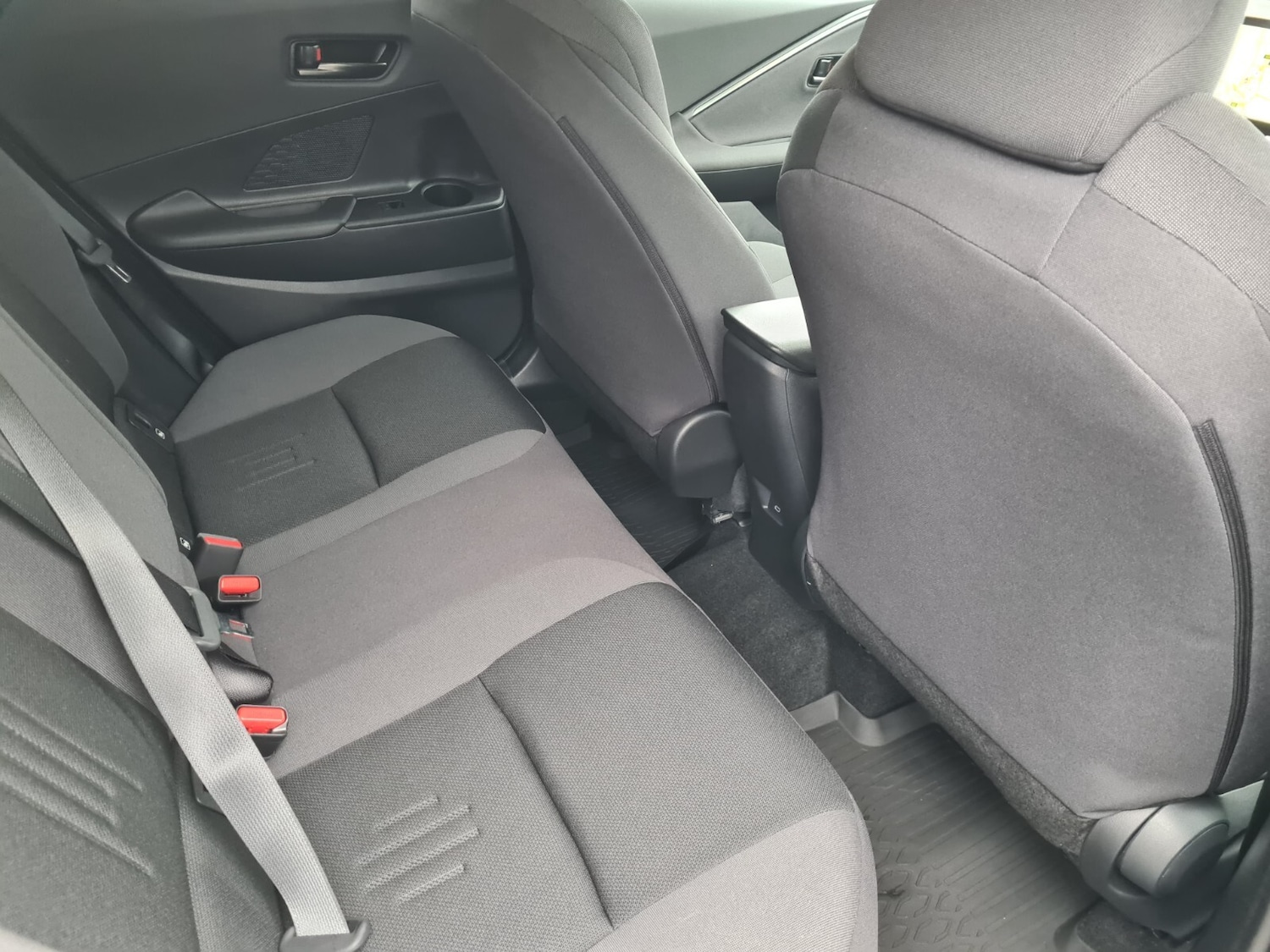 Used Toyota C-HR 2024 for sale - 77393493: Photo 17