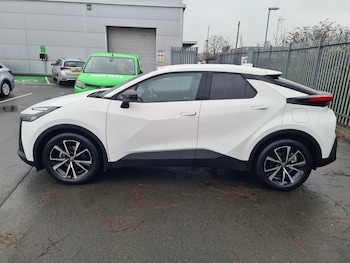 Used Toyota C-HR 2024 for sale - 77393493: Photo