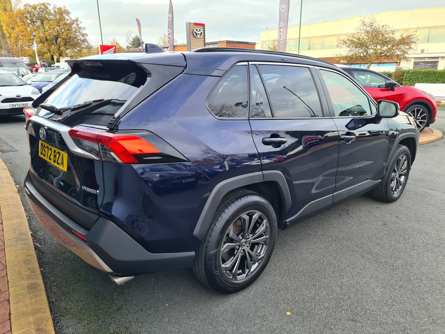 Used Toyota RAV4 2023 for sale - 76501503: Photo 8