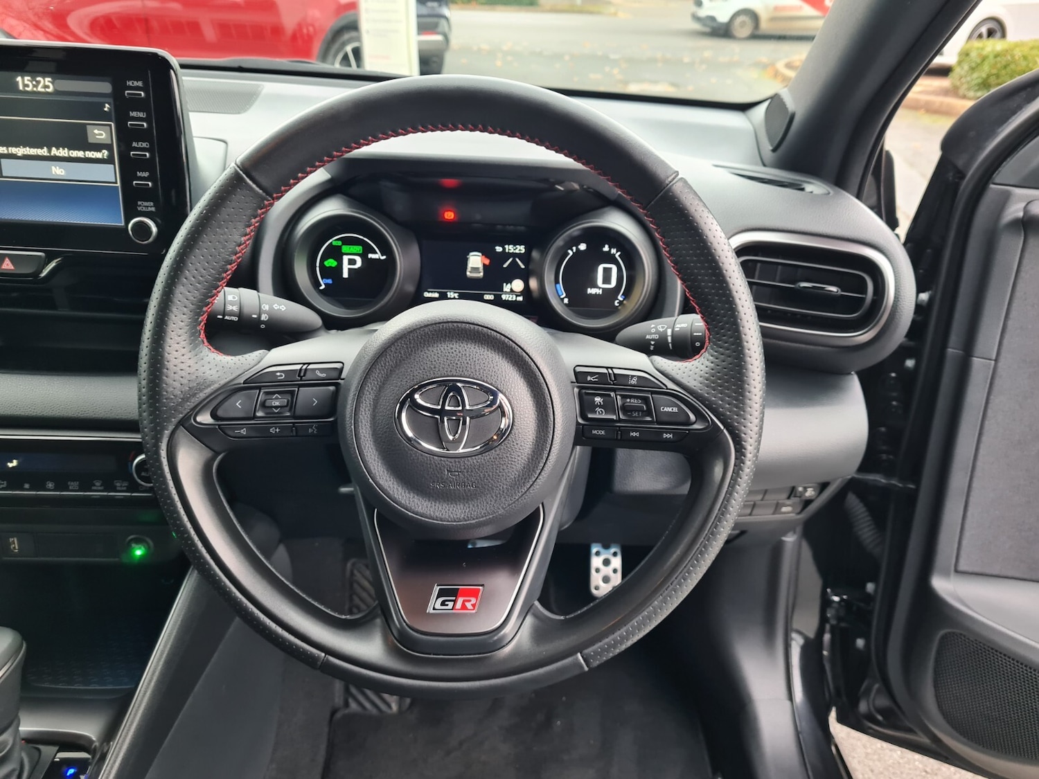 Used Toyota Yaris 2023 for sale - 77019858: Photo 11