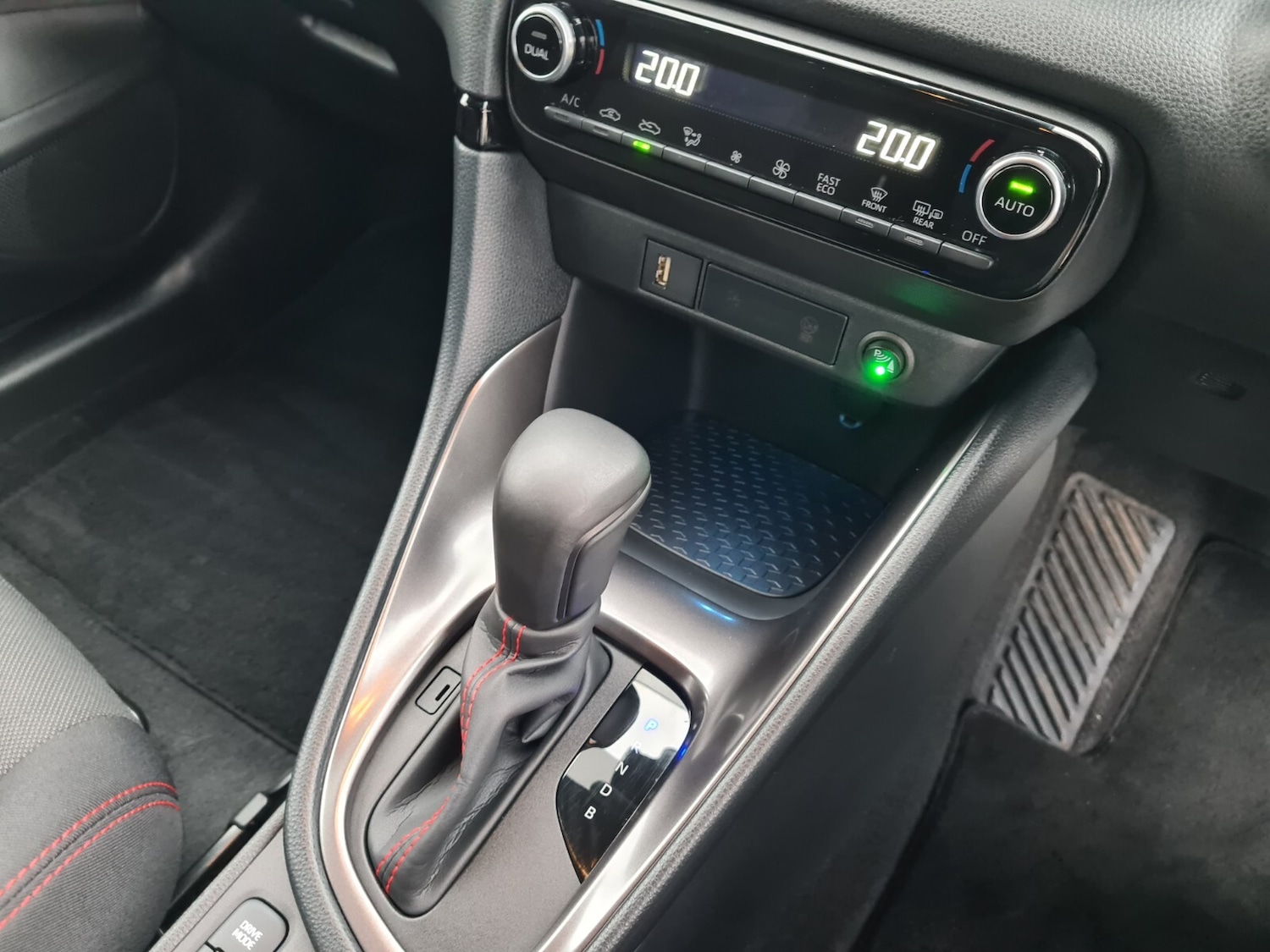 Used Toyota Yaris 2023 for sale - 77019858: Photo 14