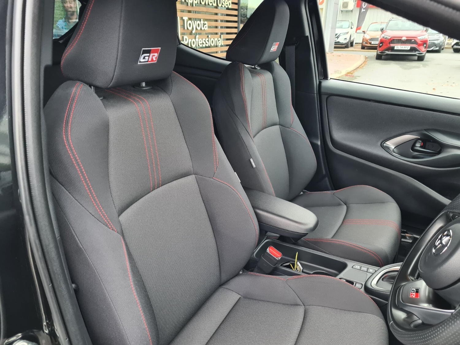 Used Toyota Yaris 2023 for sale - 77019858: Photo 15