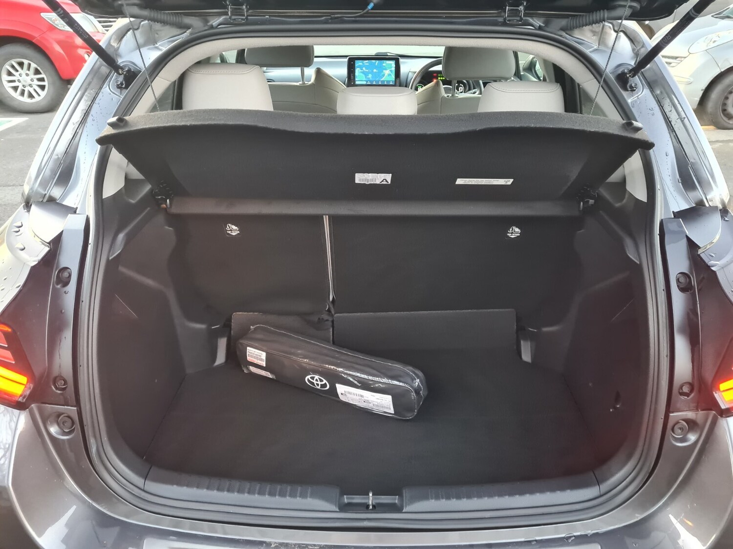 Used Toyota Yaris 2023 for sale - 76856394: Photo 19