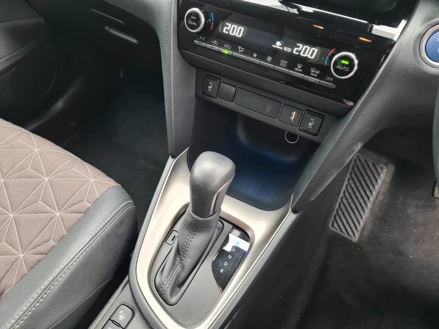 Used Toyota Yaris Cross 2023 for sale - 76302285: Photo 15