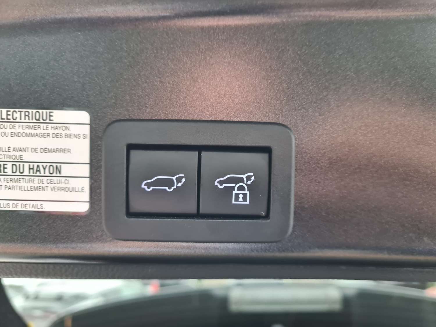 Used Toyota Yaris Cross 2023 for sale - 76302285: Photo 22