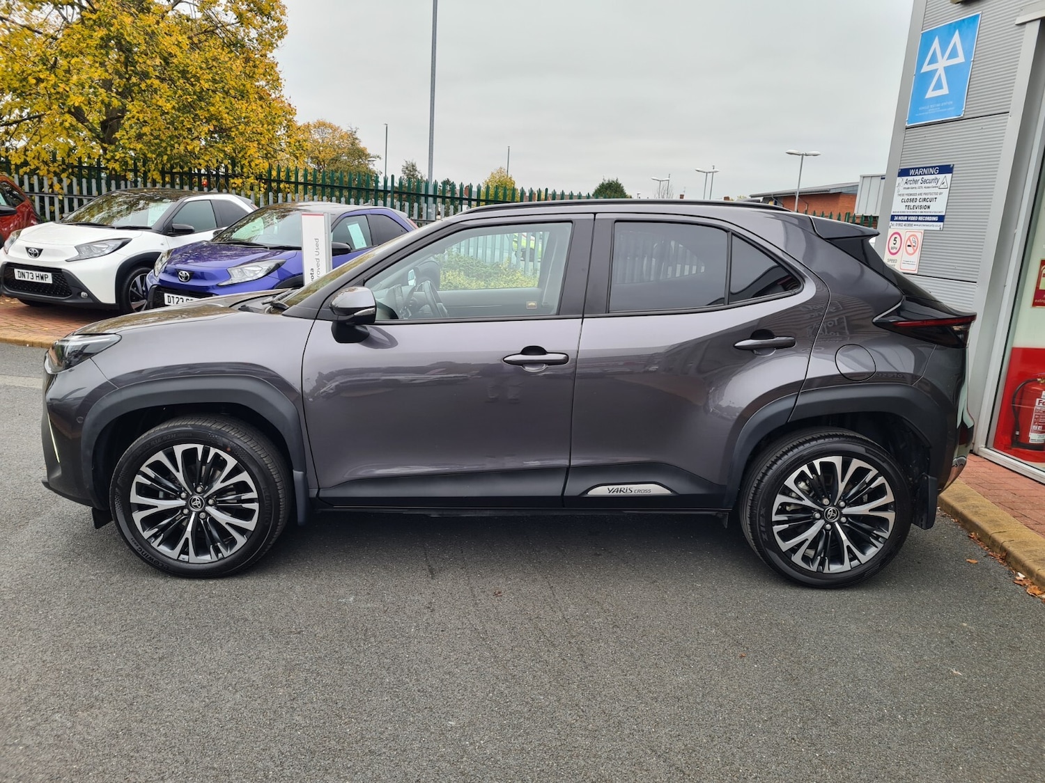 Used Toyota Yaris Cross 2023 for sale - 76302285: Photo 4