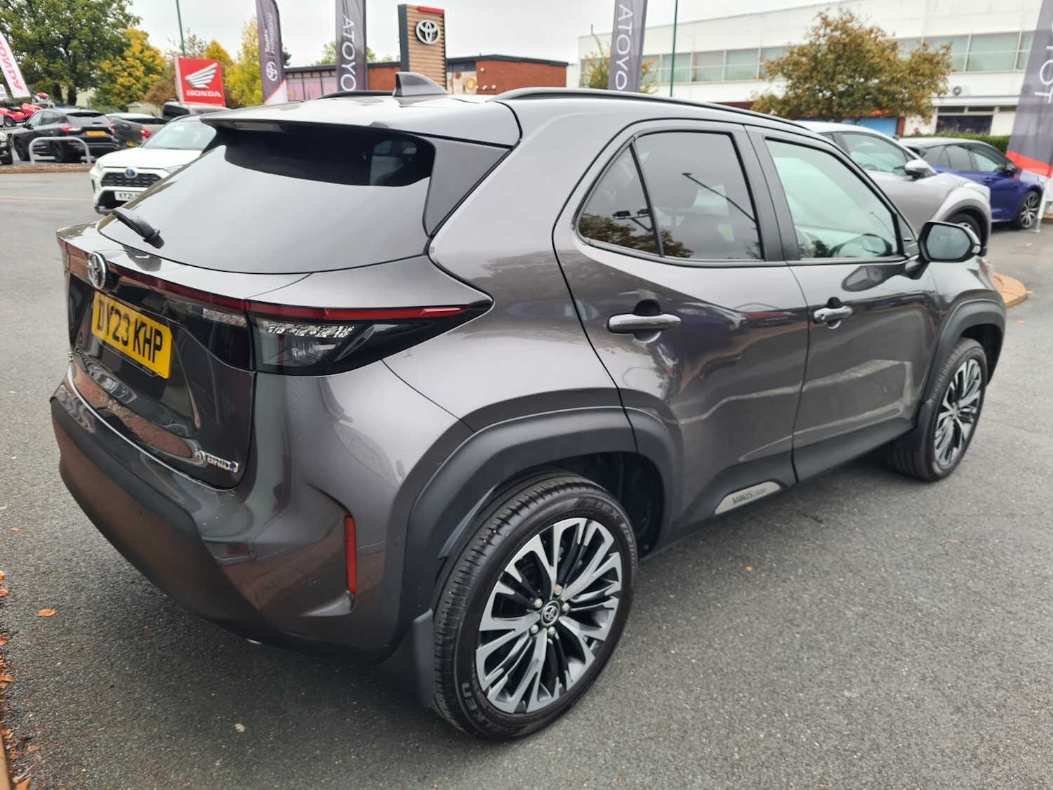 Used Toyota Yaris Cross 2023 for sale - 76302285: Photo 8