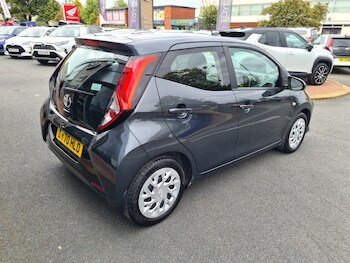 Used Toyota AYGO 2020 for sale - 76276375: Photo