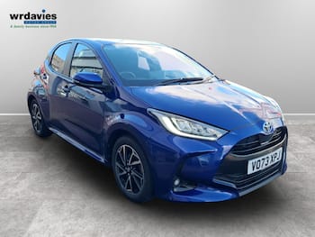 Used Toyota Yaris 2023 for sale - 79854059: Photo