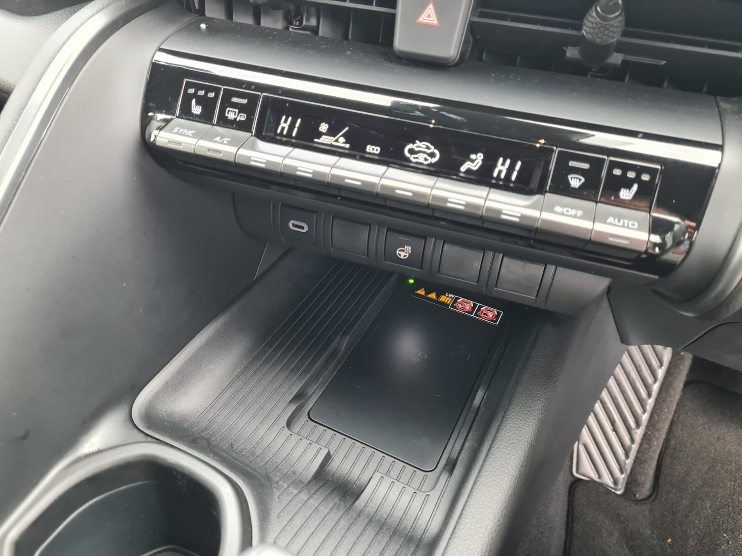 Used Toyota C-HR 2024 for sale - 77165541: Photo 14