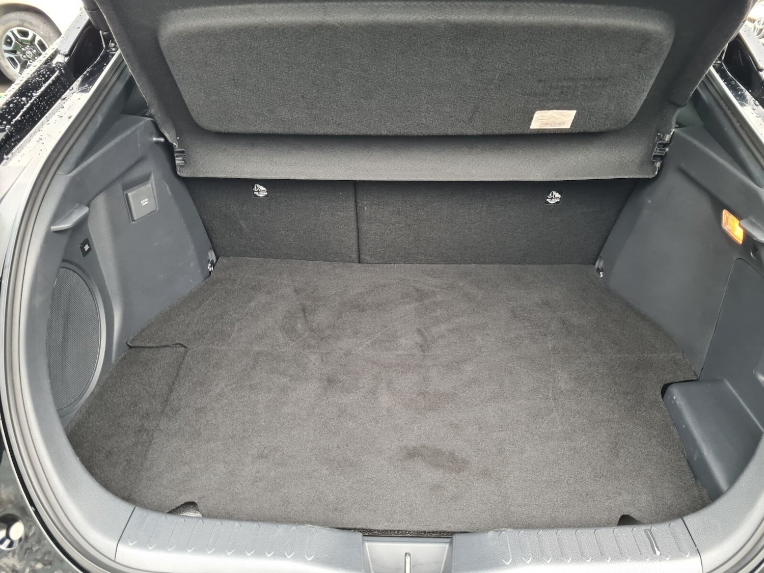 Used Toyota C-HR 2024 for sale - 77165541: Photo 18