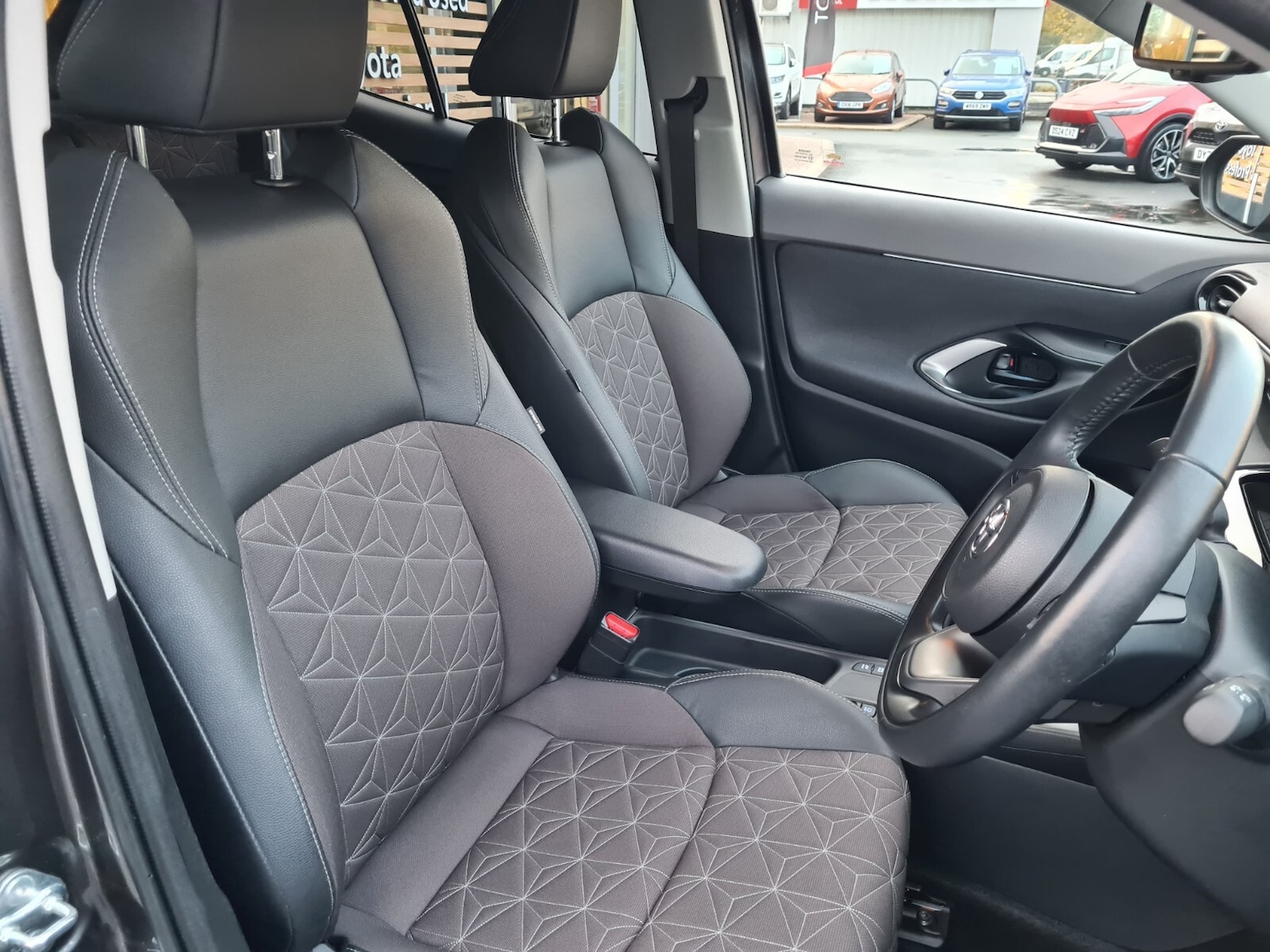 Used Toyota Yaris Cross 2023 for sale - 76315797: Photo 17