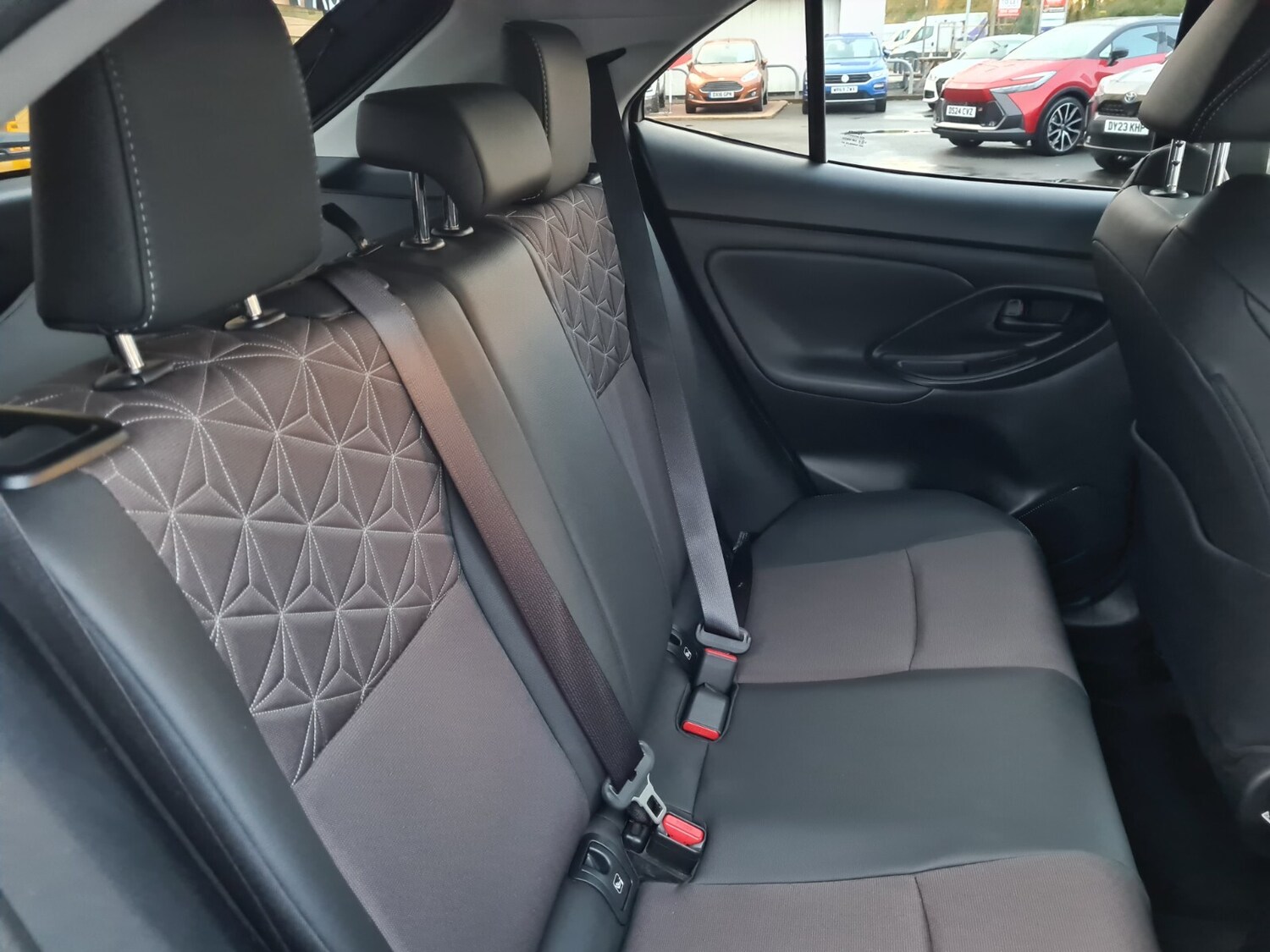 Used Toyota Yaris Cross 2023 for sale - 76315797: Photo 19