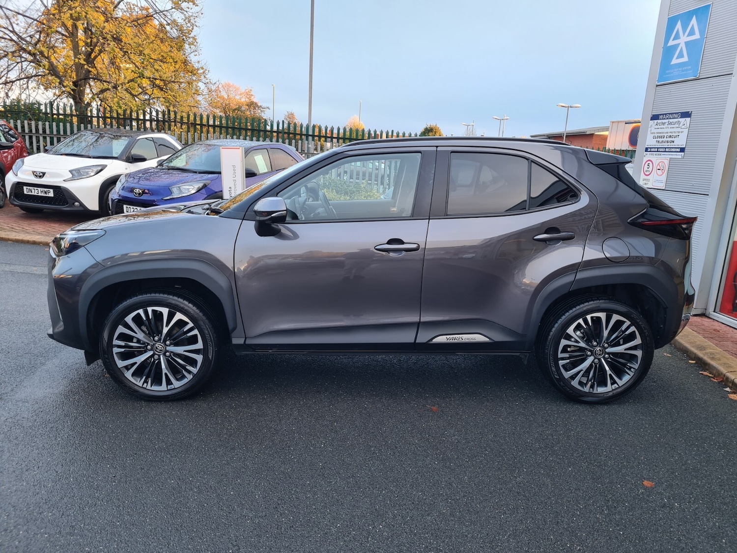 Used Toyota Yaris Cross 2023 for sale - 76315797: Photo 4