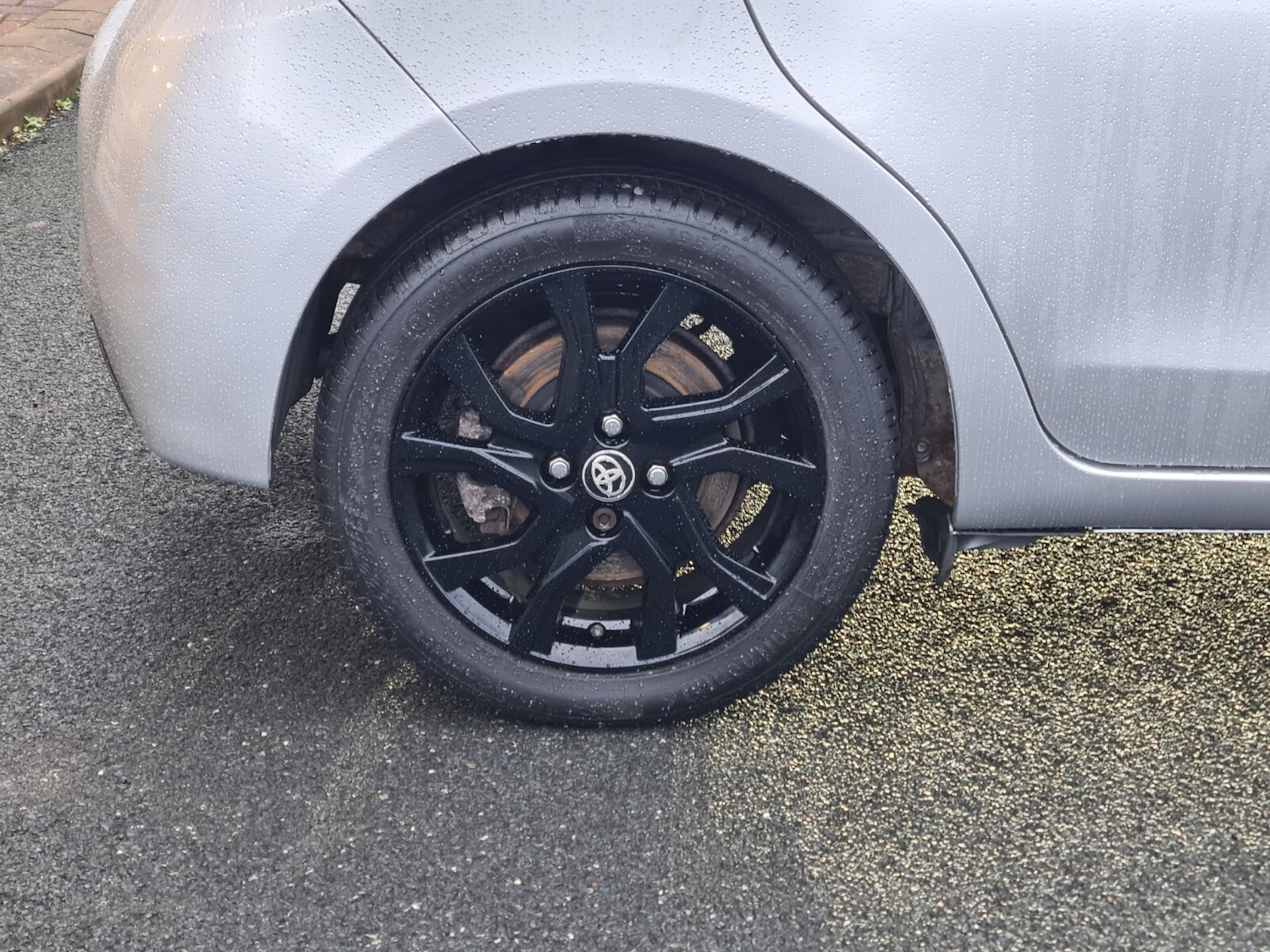 Used Toyota Yaris 2015 for sale - 77476499: Photo 9