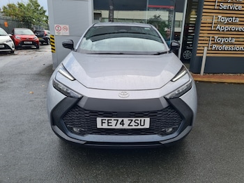 Used Toyota C-HR 2024 for sale - 77019854: Photo