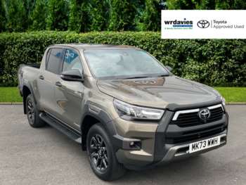 Used Toyota Hilux 2023 for sale - 75032738: Photo
