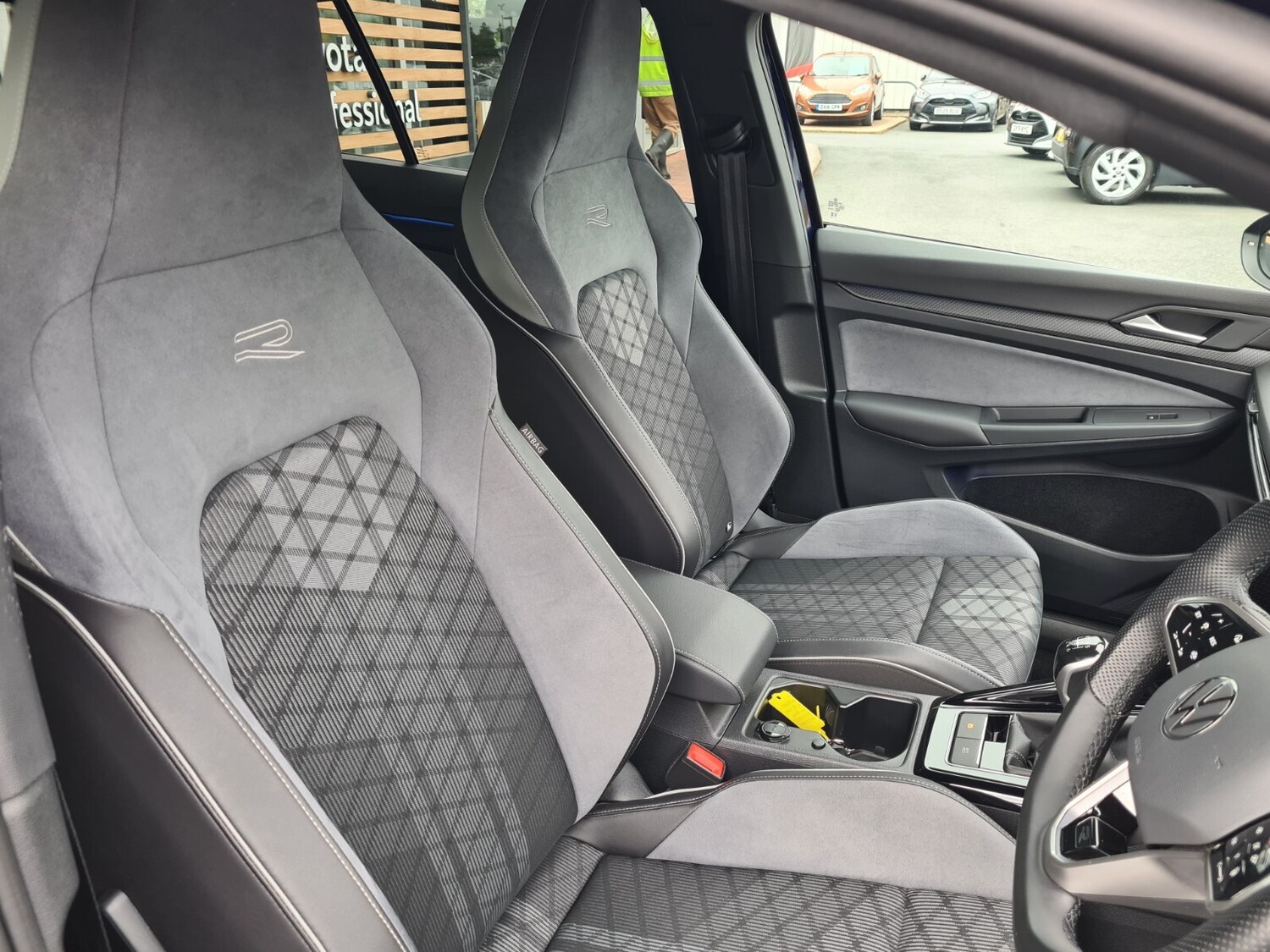 Used Volkswagen Golf 2023 for sale - 76856404: Photo 18