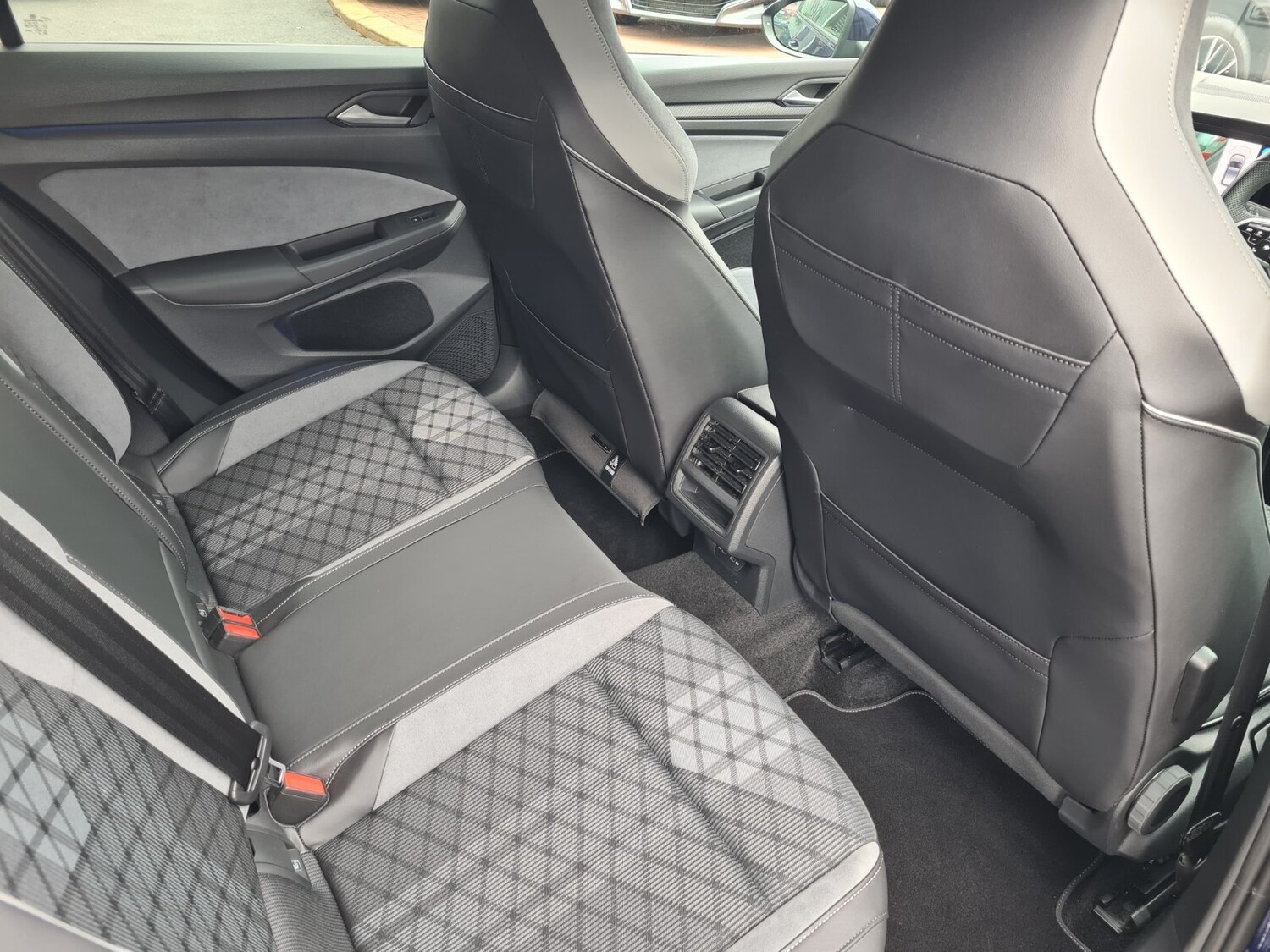 Used Volkswagen Golf 2023 for sale - 76856404: Photo 19