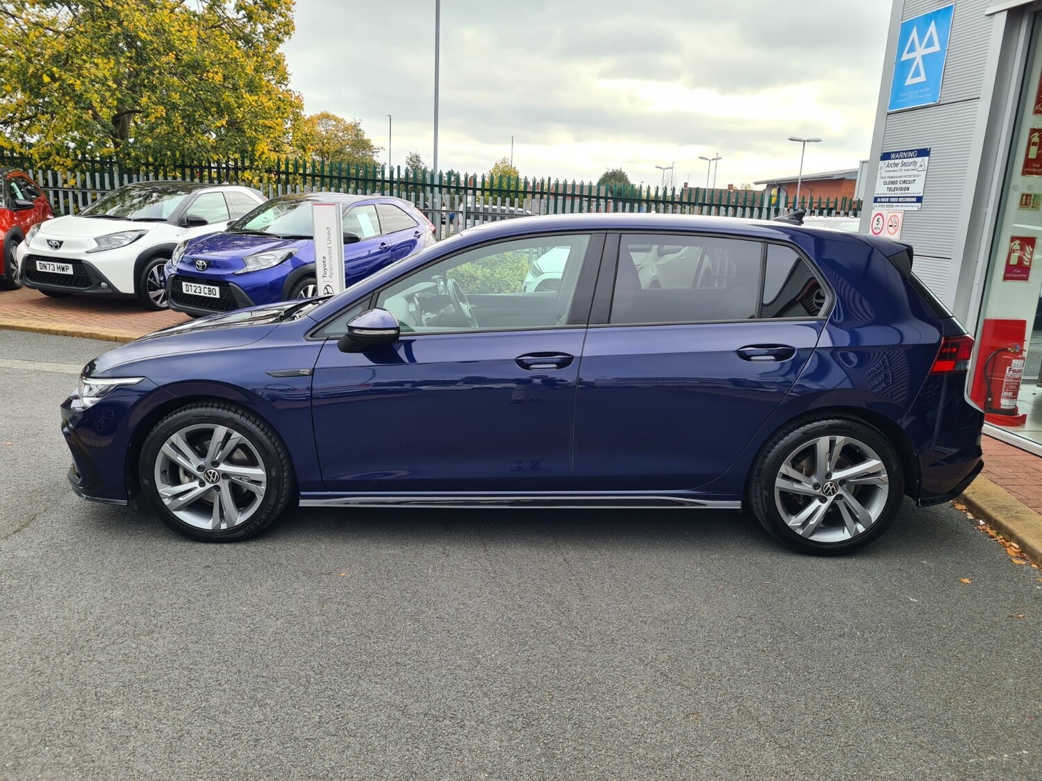 Used Volkswagen Golf 2023 for sale - 76856404: Photo 8