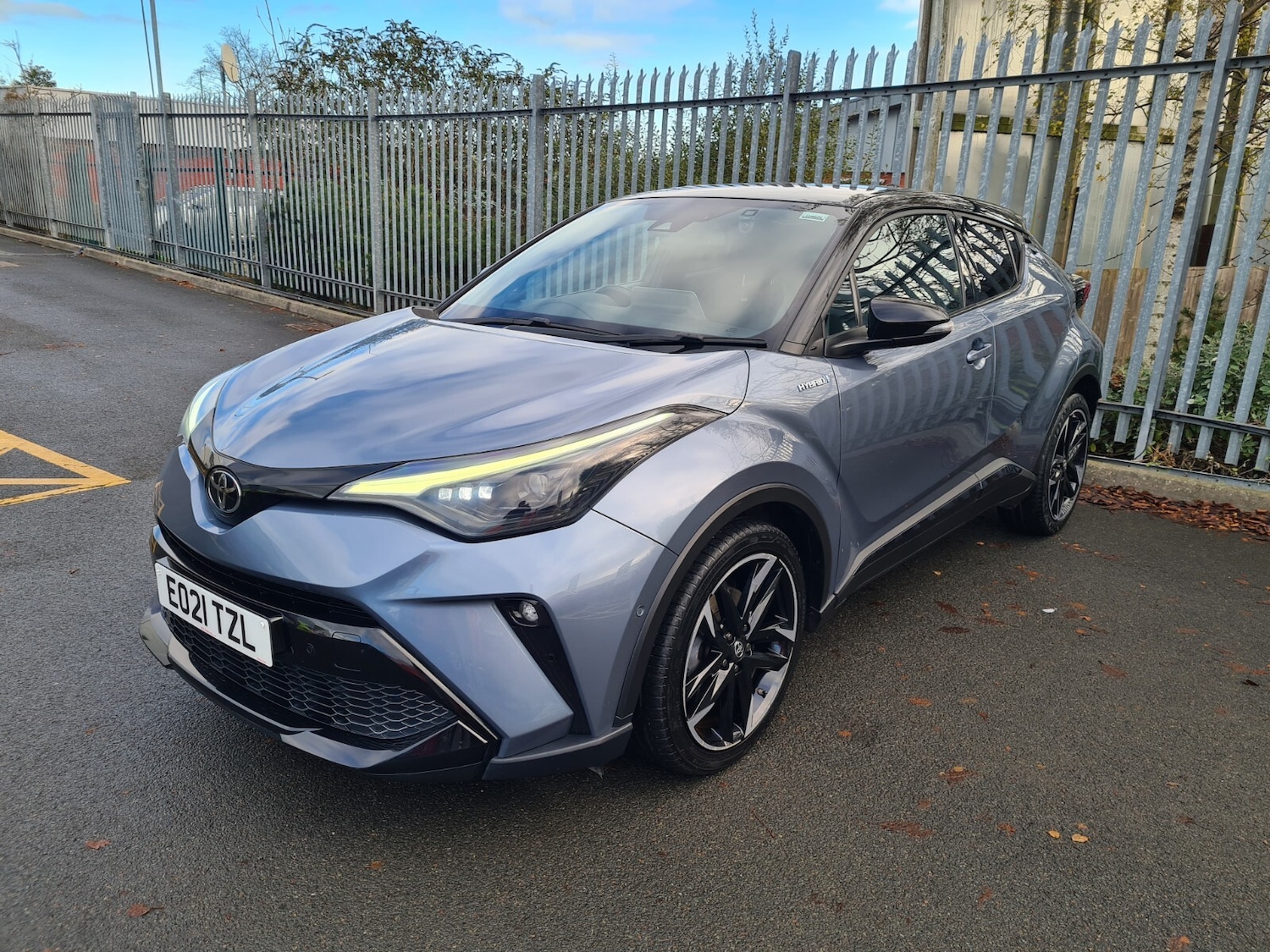 Used Toyota C-HR 2021 for sale - 76696446: Photo 2