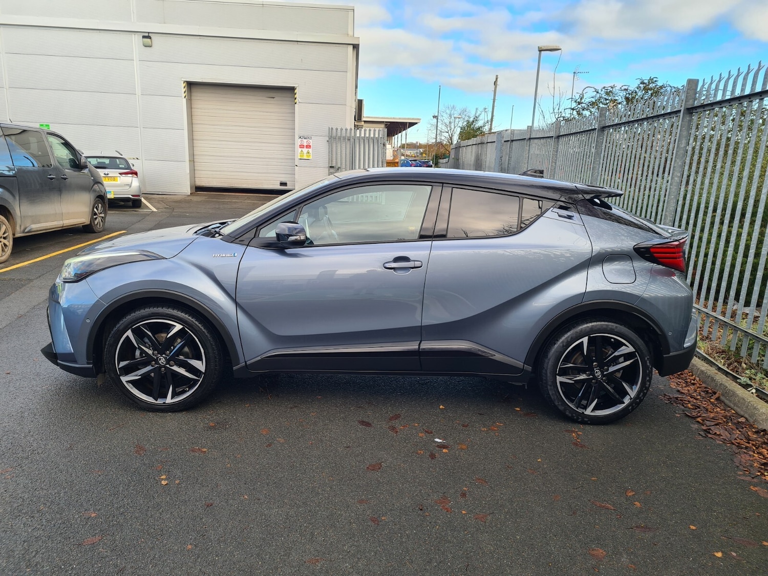 Used Toyota C-HR 2021 for sale - 76696446: Photo 3