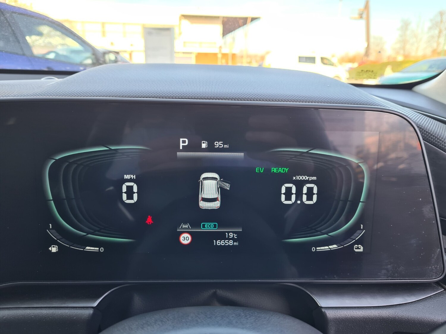 Used Kia Niro 2023 for sale - 77942146: Photo 12