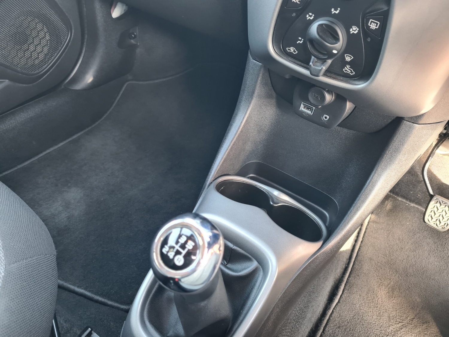 Used Toyota AYGO 2020 for sale - 77556856: Photo 15