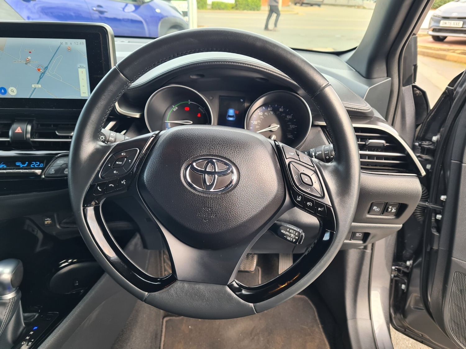 Used Toyota C-HR 2023 for sale - 77732525: Photo 12