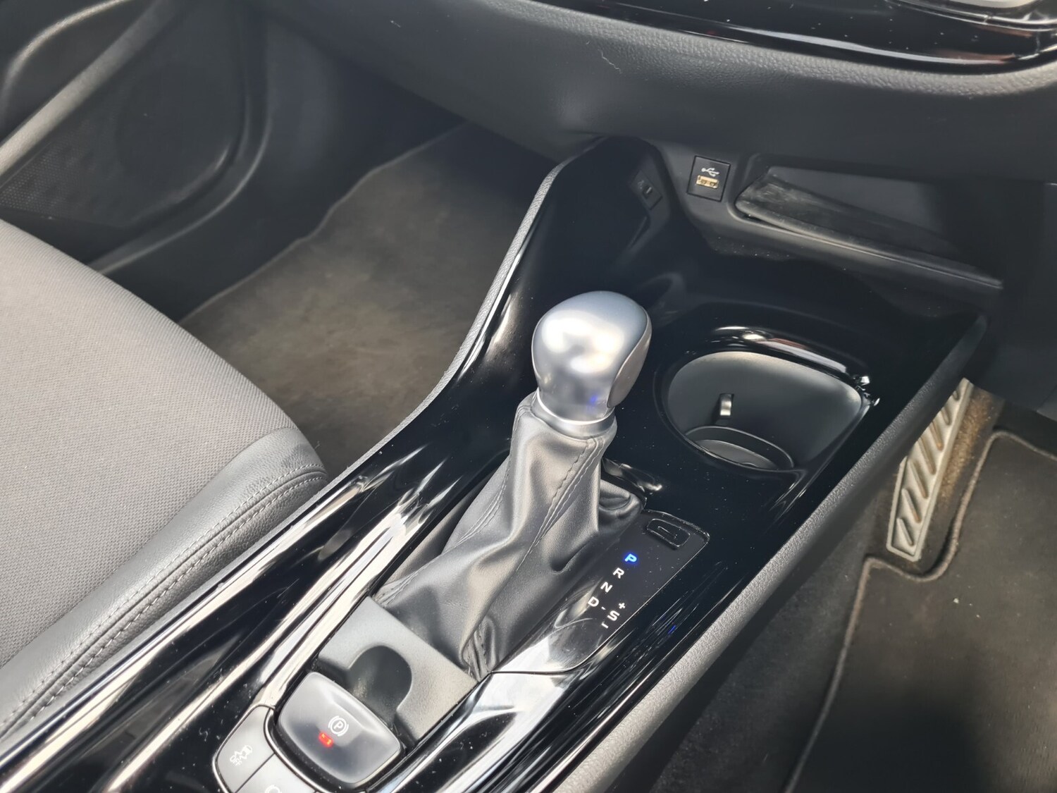 Used Toyota C-HR 2023 for sale - 77732525: Photo 16