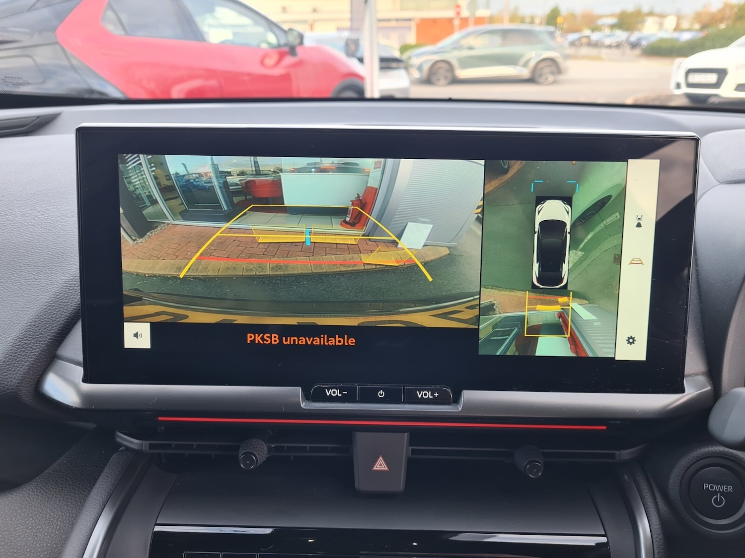 Used Toyota C-HR 2023 for sale - 76589869: Photo 14