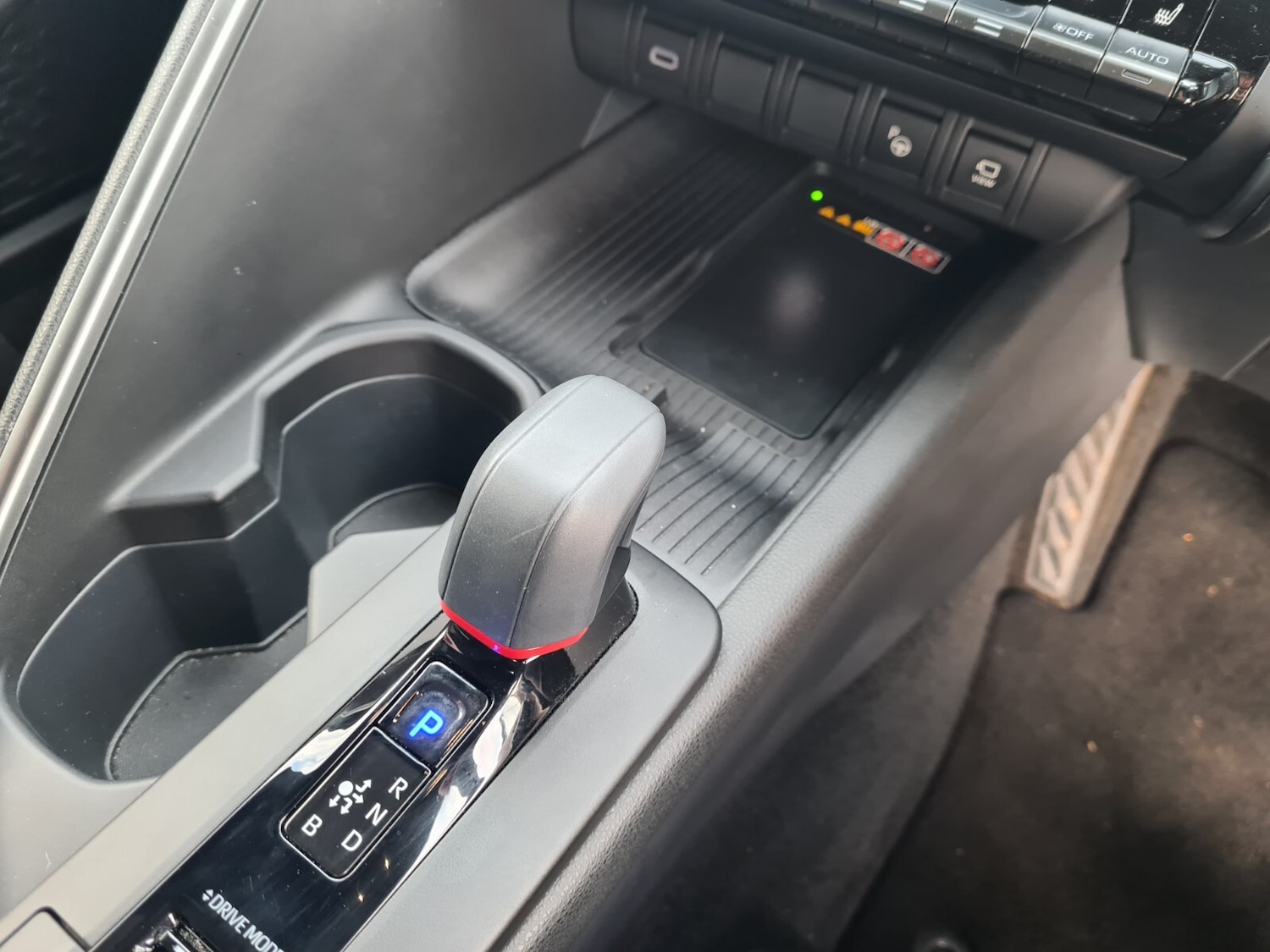 Used Toyota C-HR 2023 for sale - 76589869: Photo 15