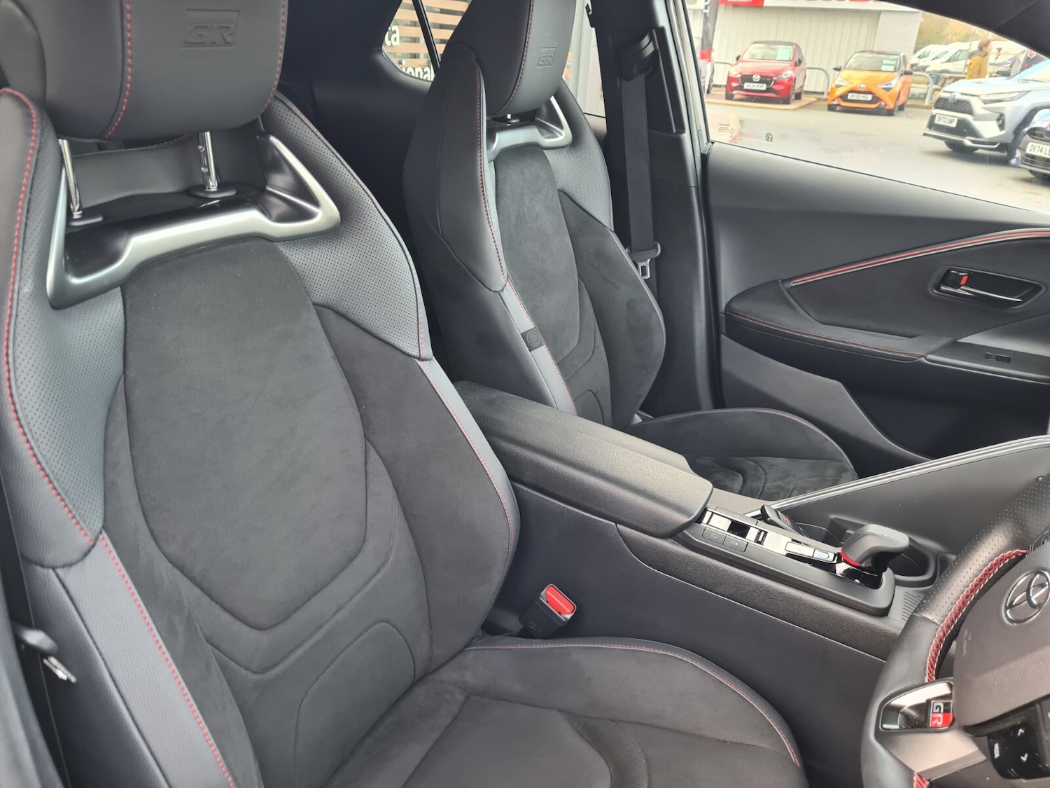 Used Toyota C-HR 2023 for sale - 76589869: Photo 16