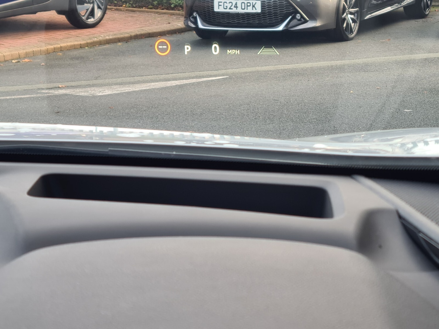 Used Toyota C-HR 2023 for sale - 76589869: Photo 25