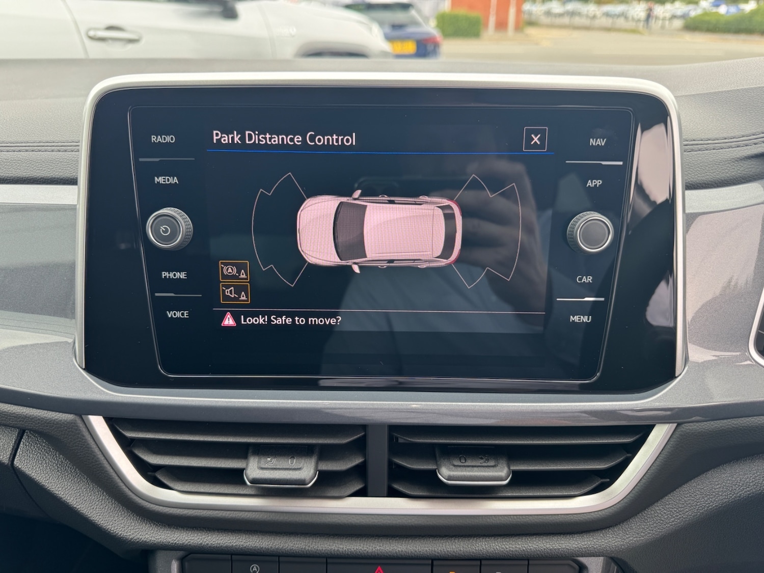 Used Volkswagen T-Roc 2024 for sale - 77019859: Photo 15