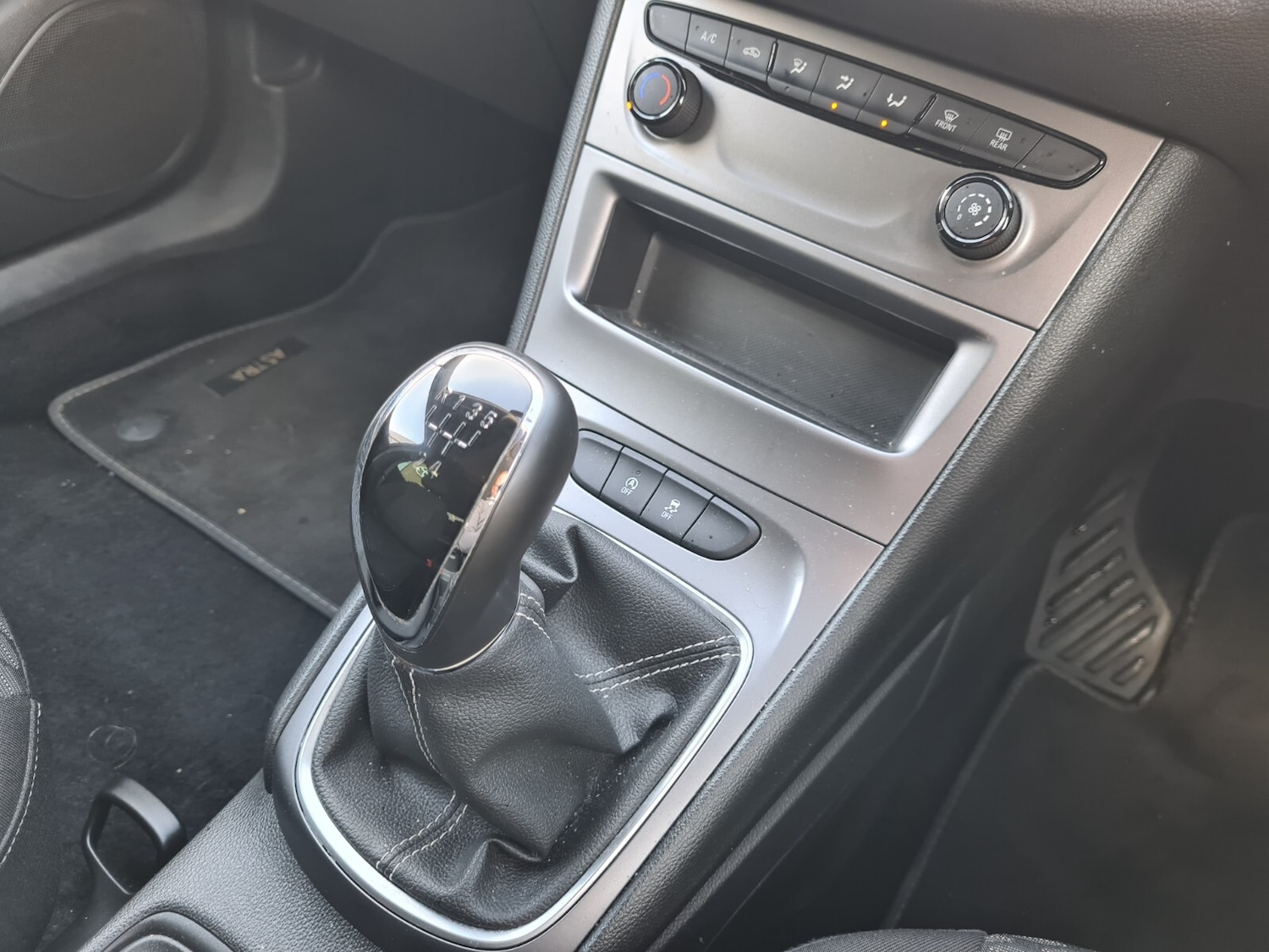 Used Vauxhall Astra 2018 for sale - 78215967: Photo 14