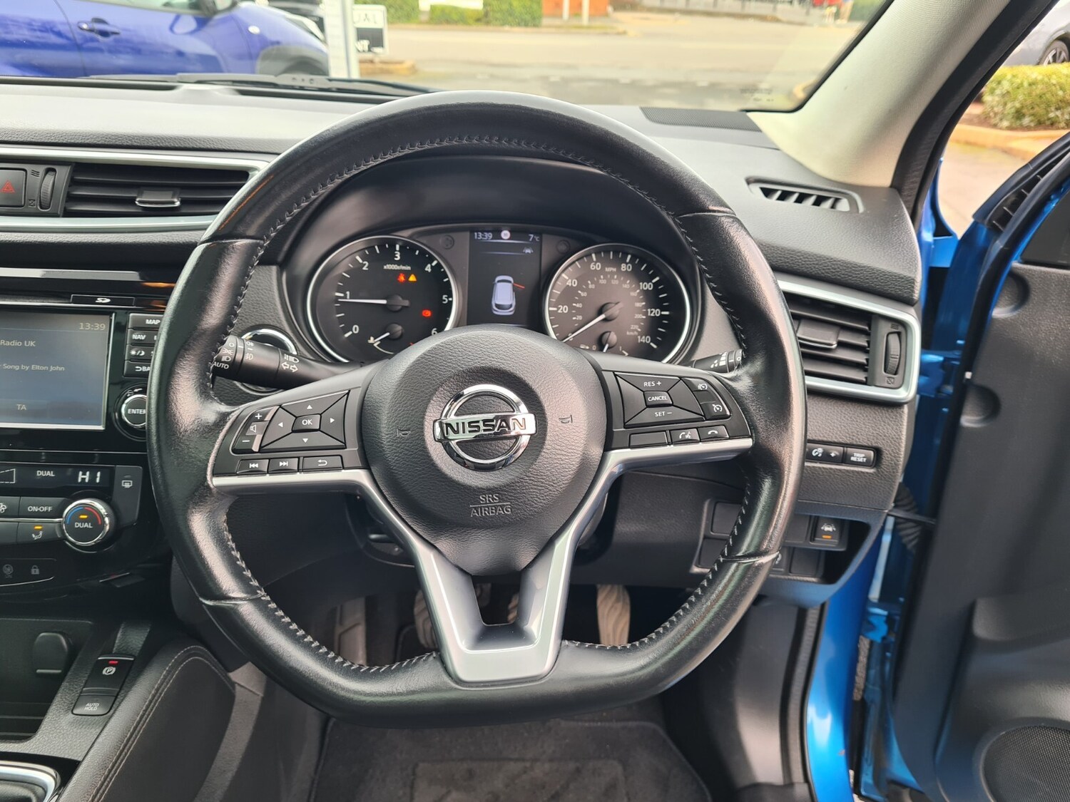 Used Nissan Qashqai 2018 for sale - 77710905: Photo 11