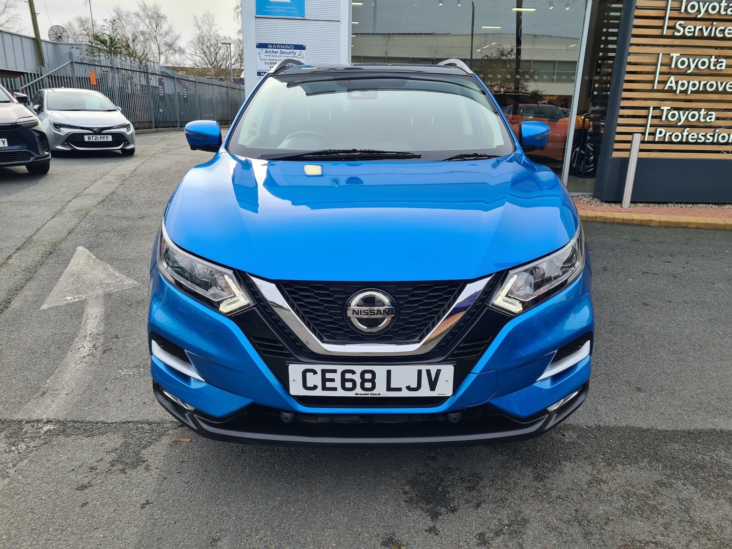 Used Nissan Qashqai 2018 for sale - 77710905: Photo 2