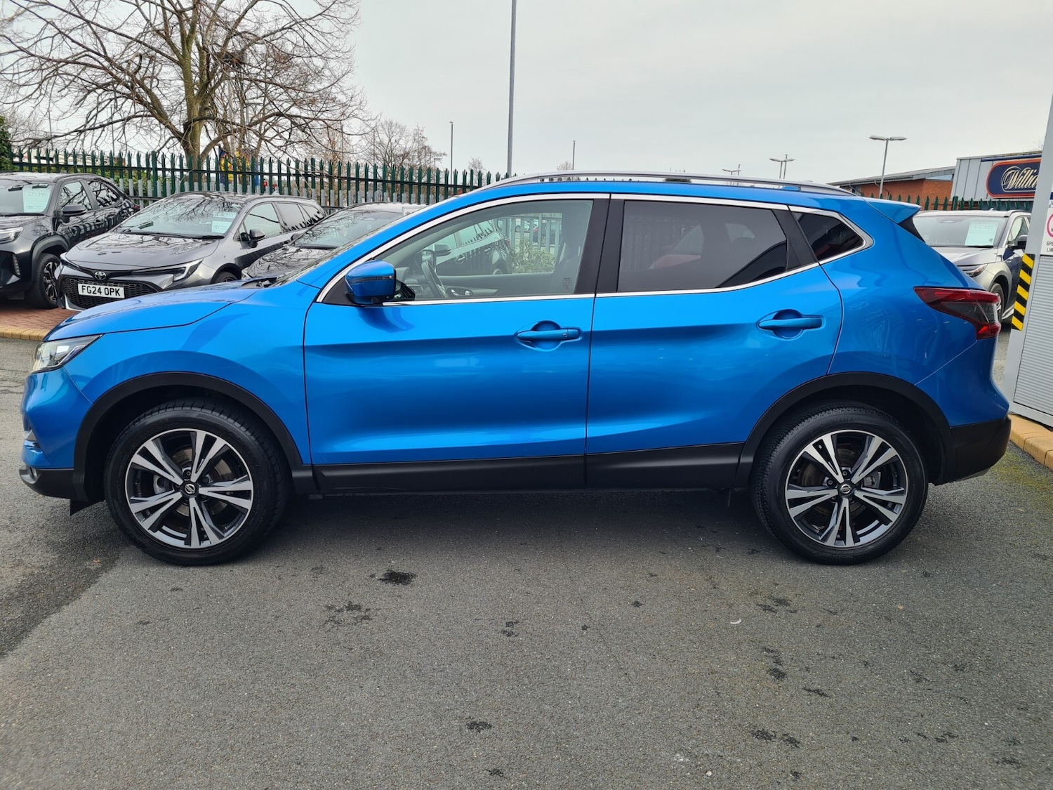 Used Nissan Qashqai 2018 for sale - 77710905: Photo 4