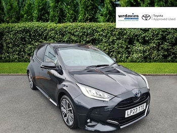 Used Toyota Yaris 2023 for sale - 76856455: Photo