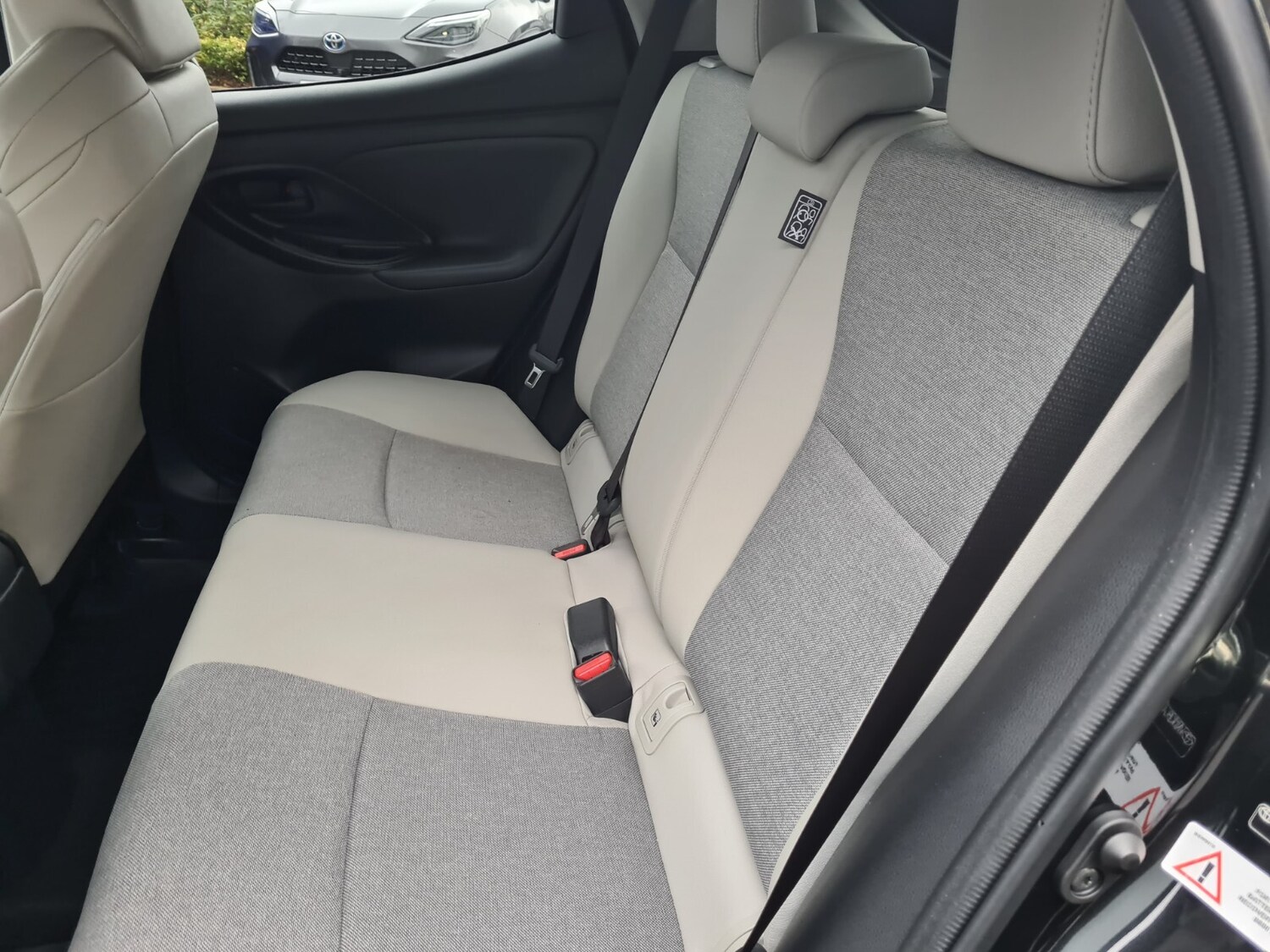 Used Toyota Yaris 2023 for sale - 76856455: Photo 21