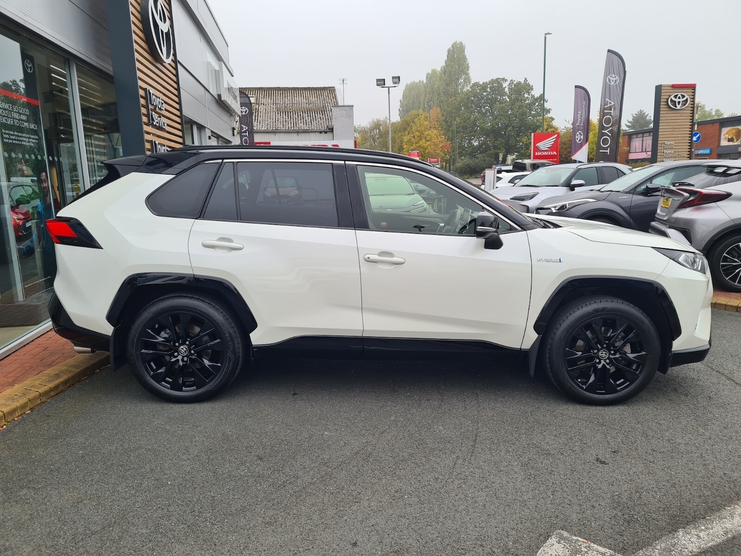 Used Toyota RAV4 2021 for sale - 77165529: Photo 6