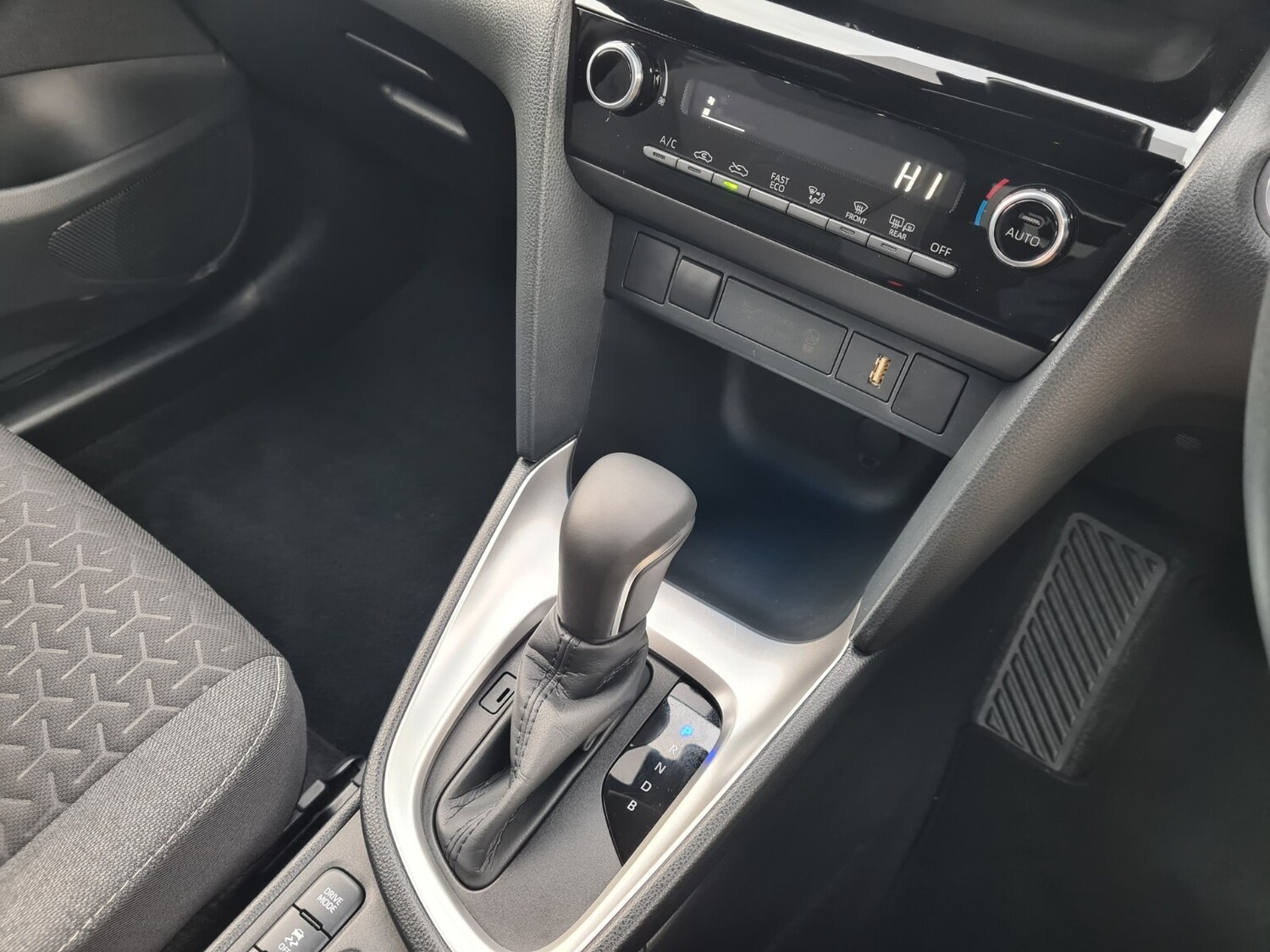 Used Toyota Yaris Cross 2022 for sale - 76856418: Photo 15