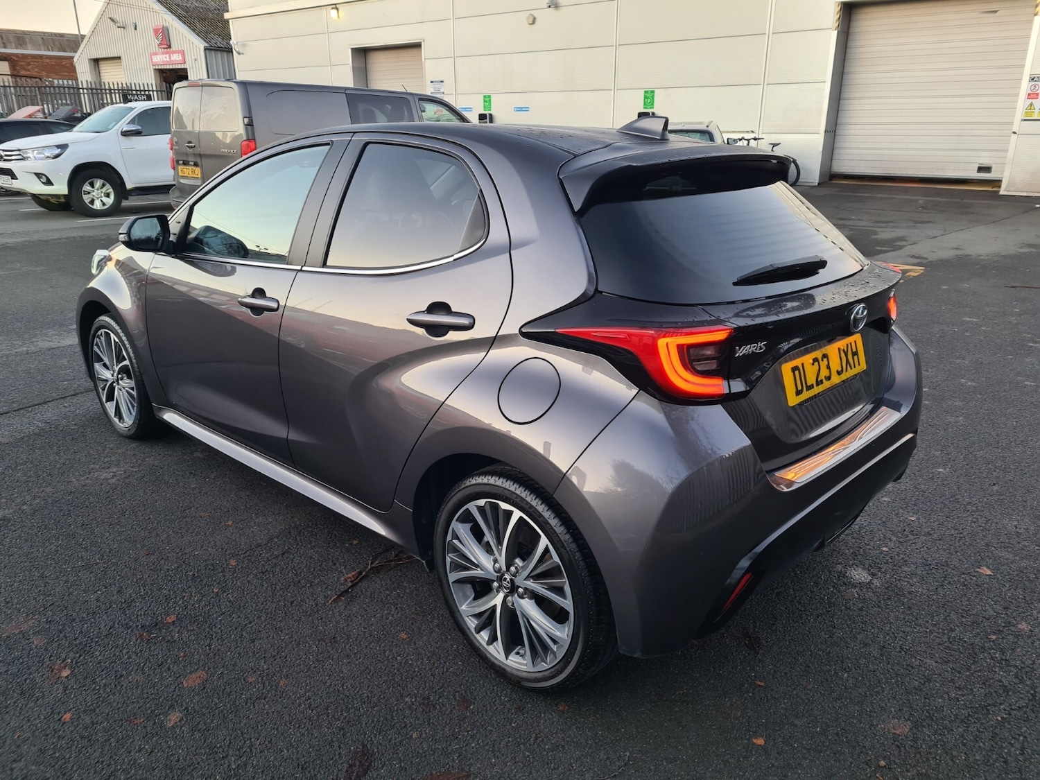 Used Toyota Yaris 2023 for sale - 77019927: Photo 5