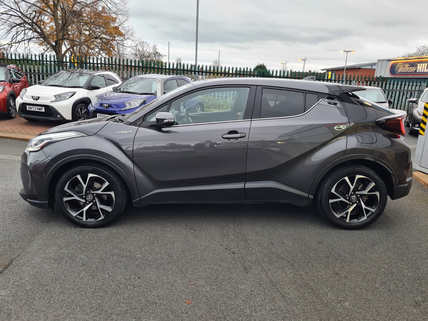 Used Toyota C-HR 2020 for sale - 76514981: Photo 4