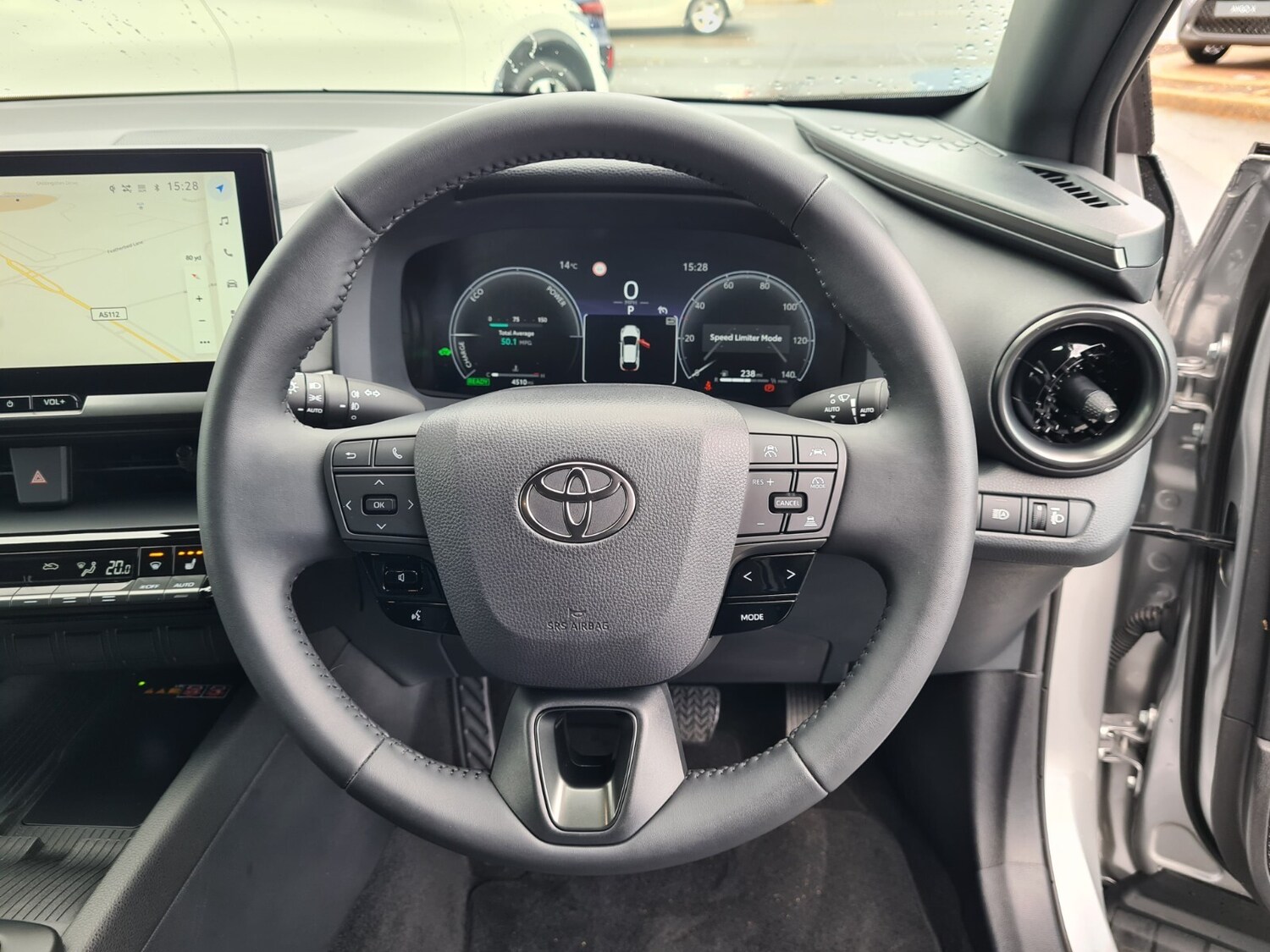 Used Toyota C-HR 2024 for sale - 76276234: Photo 12