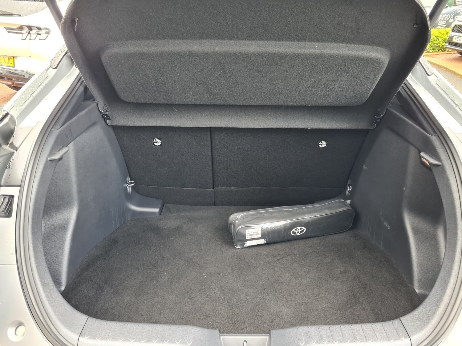 Used Toyota C-HR 2024 for sale - 76276234: Photo 21