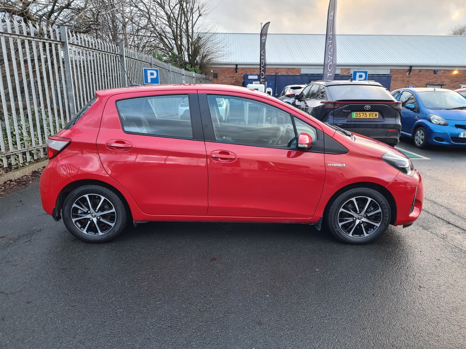 Used Toyota Yaris 2018 for sale - 77178093: Photo 8